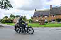 Vintage-motorcycle-club;eventdigitalimages;no-limits-trackdays;peter-wileman-photography;vintage-motocycles;vmcc-banbury-run-photographs